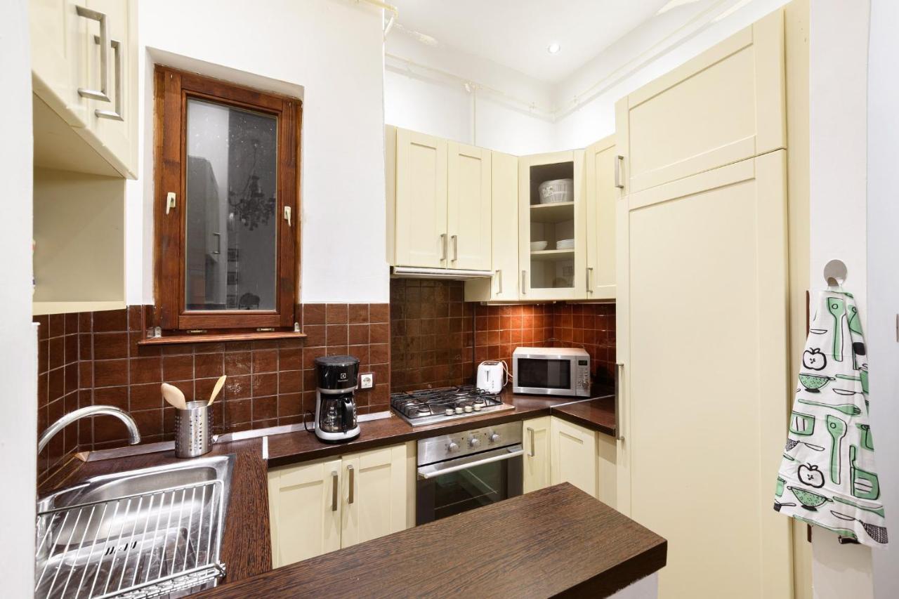 Spacious & Serene Downtown Home With Free Parking Βουδαπέστη Εξωτερικό φωτογραφία